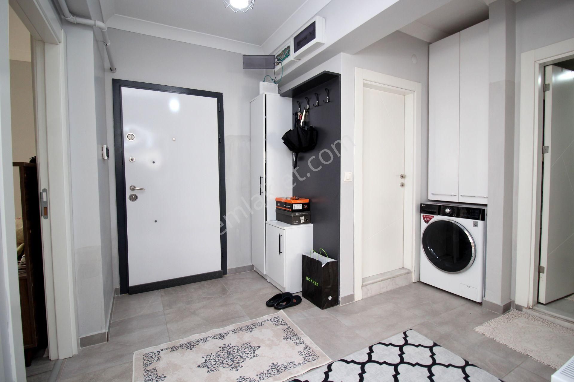 Emre Emlak'tan Süvaride Full Genç Bina'da Ön Cephe Köşe Cephe 2+1 Satılık Daire - Görsel 26