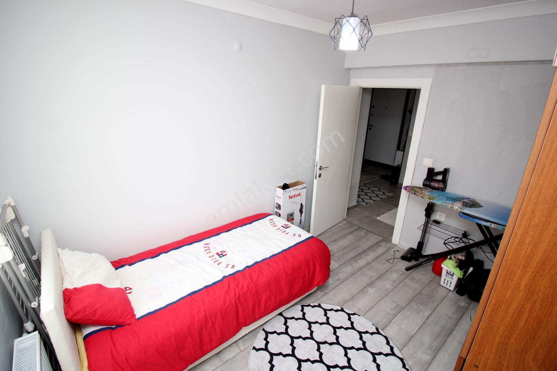 Emre Emlak'tan Süvaride Full Genç Bina'da Ön Cephe Köşe Cephe 2+1 Satılık Daire - Görsel 20