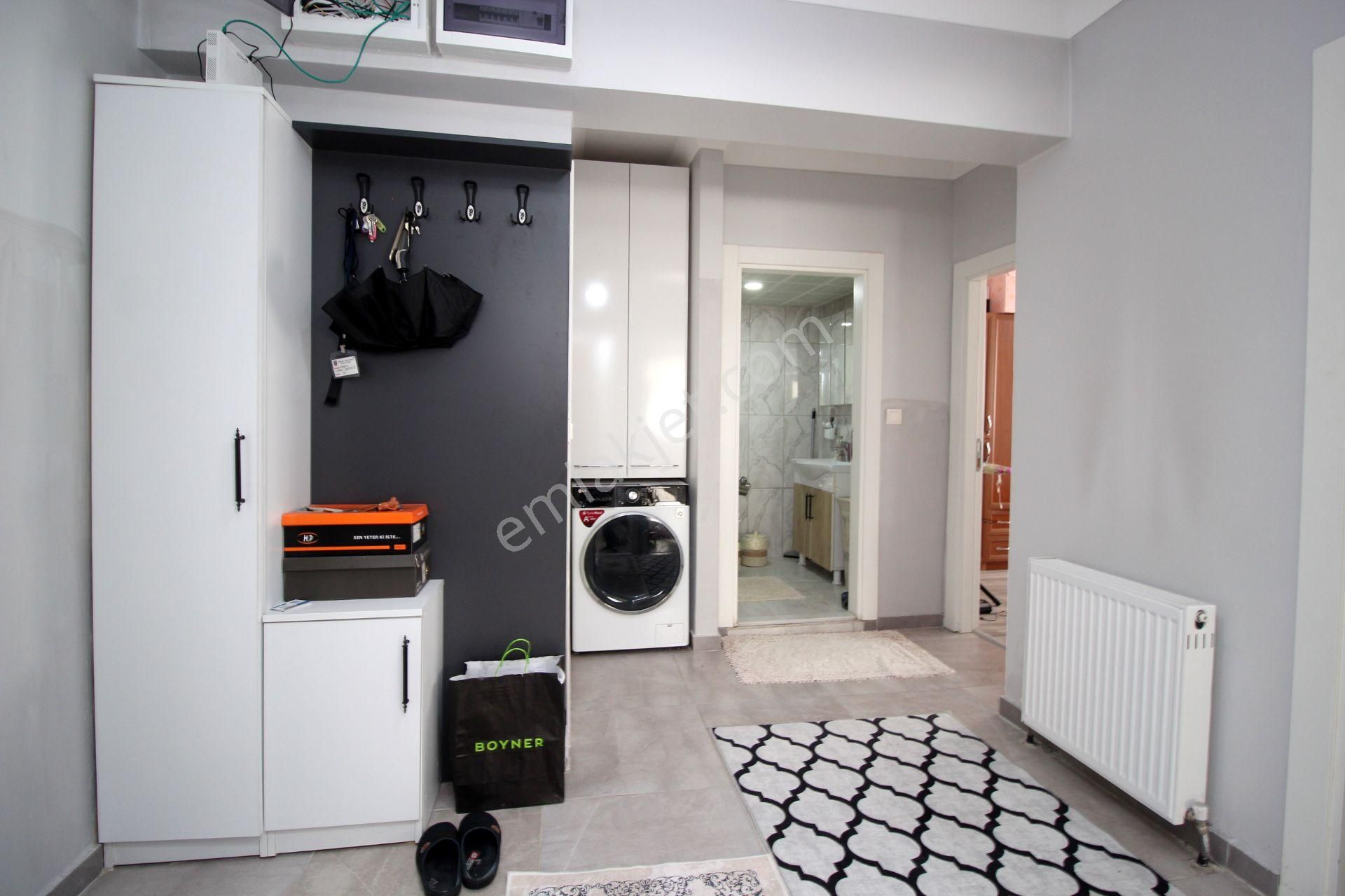 Emre Emlak'tan Süvaride Full Genç Bina'da Ön Cephe Köşe Cephe 2+1 Satılık Daire - Görsel 27