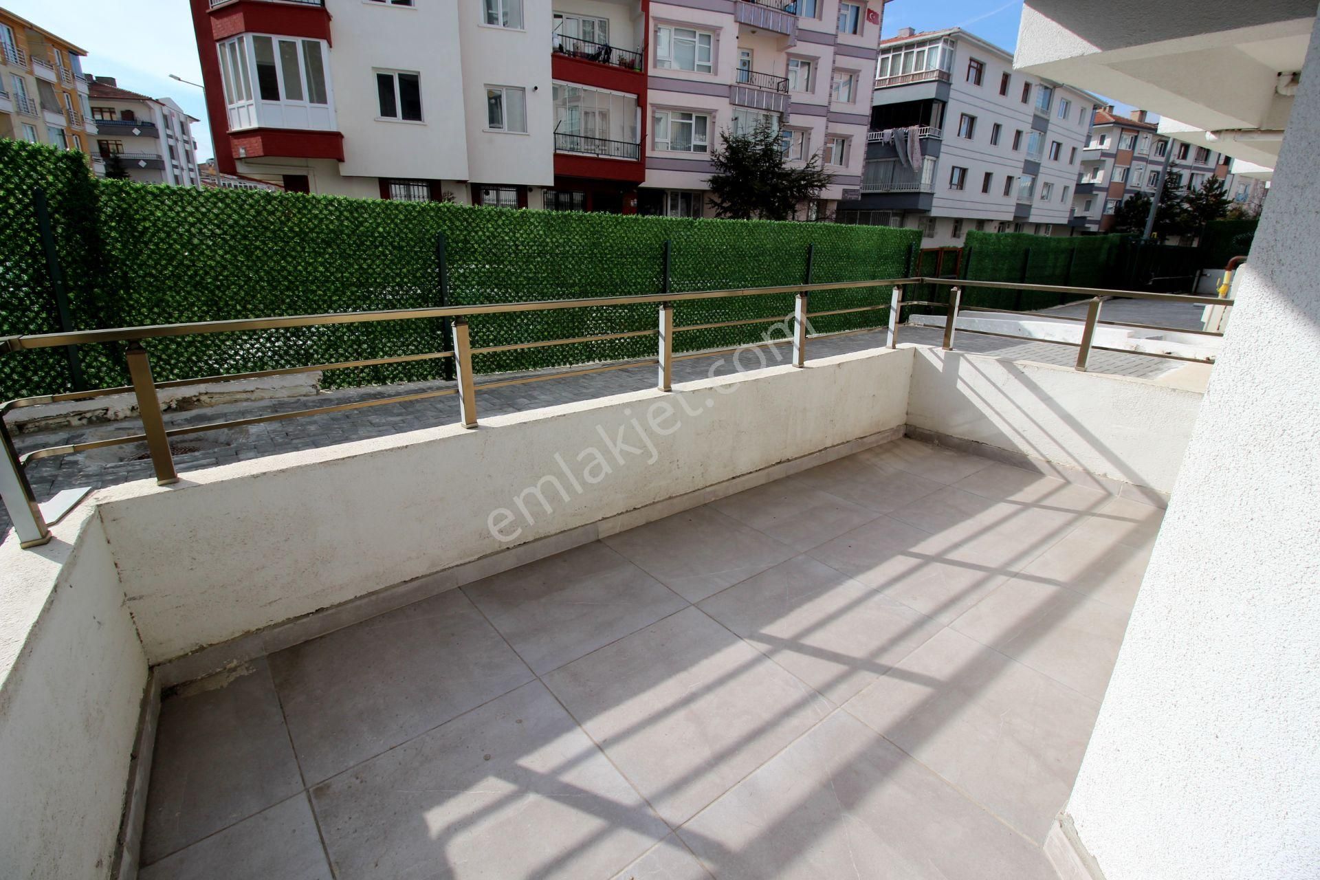 Emre Emlak'tan Süvaride Full Genç Bina'da Ön Cephe Köşe Cephe 2+1 Satılık Daire - Görsel 12