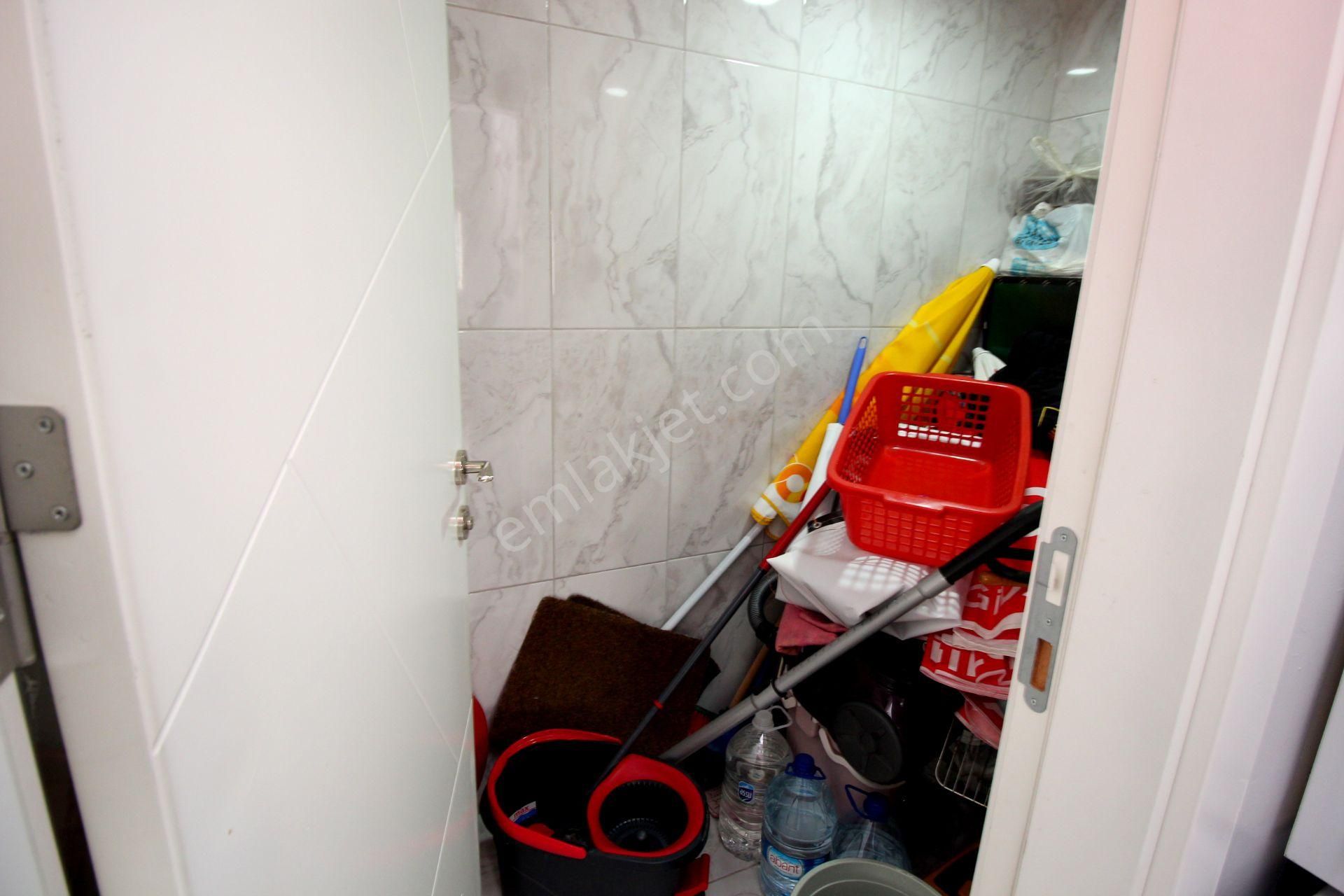 Emre Emlak'tan Süvaride Full Genç Bina'da Ön Cephe Köşe Cephe 2+1 Satılık Daire - Görsel 24