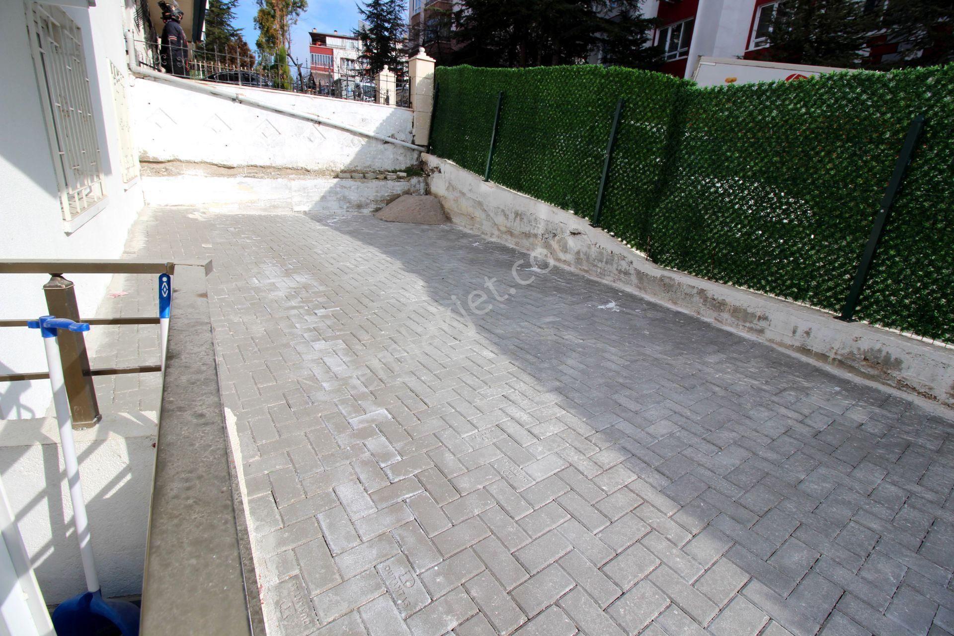 Emre Emlak'tan Süvaride Full Genç Bina'da Ön Cephe Köşe Cephe 2+1 Satılık Daire - Görsel 13