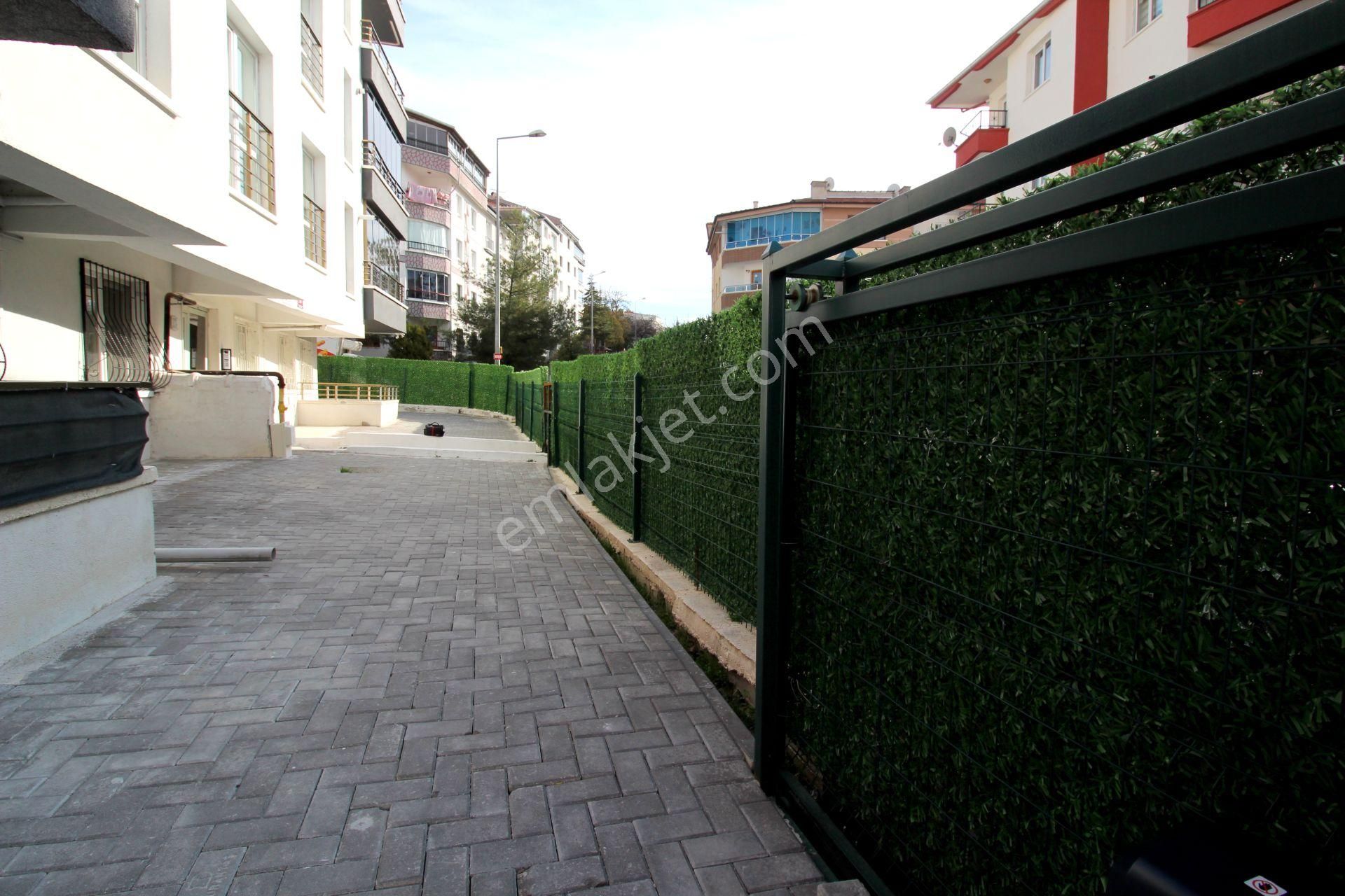 Emre Emlak'tan Süvaride Full Genç Bina'da Ön Cephe Köşe Cephe 2+1 Satılık Daire - Görsel 32