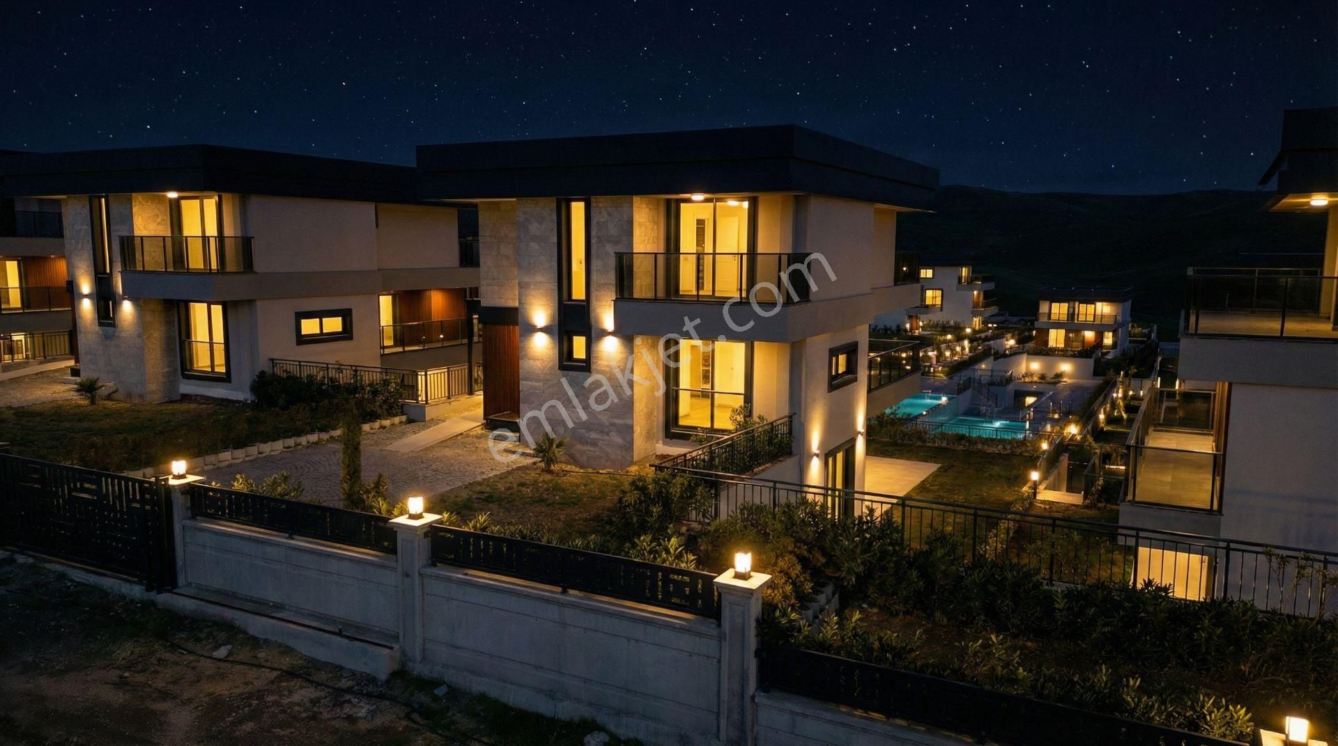Sseferihisar'da Prestijli Ve Konforlu Satılık Müstakil Lüks Villa - Görsel 12
