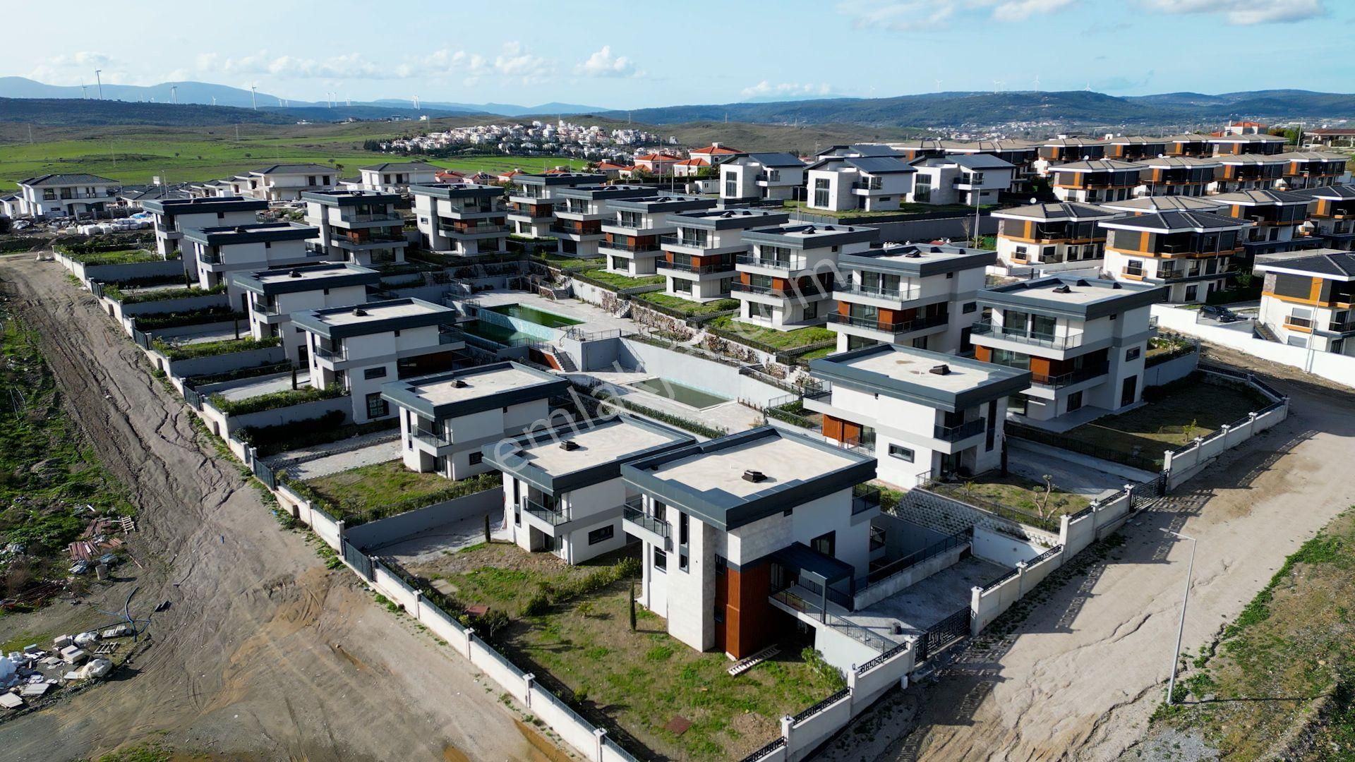 Sseferihisar'da Prestijli Ve Konforlu Satılık Müstakil Lüks Villa - Görsel 8