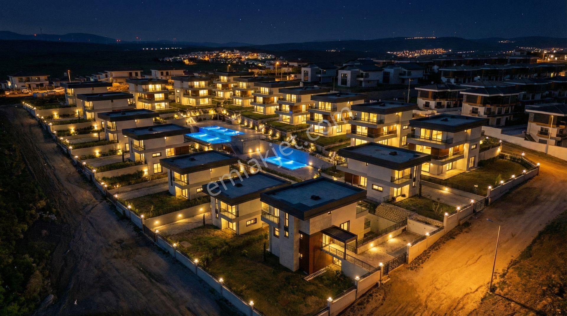 Sseferihisar'da Prestijli Ve Konforlu Satılık Müstakil Lüks Villa - Görsel 13