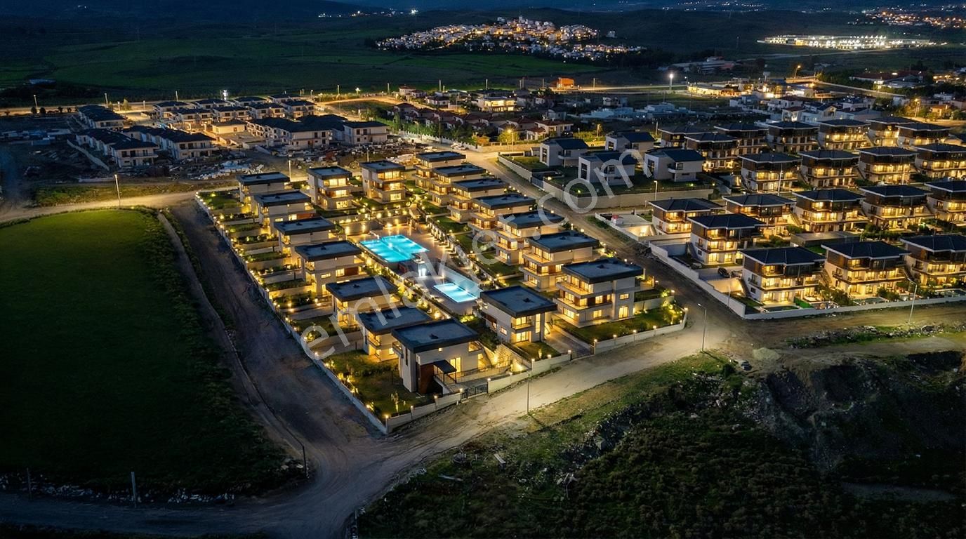 Sseferihisar'da Prestijli Ve Konforlu Satılık Müstakil Lüks Villa - Görsel 14