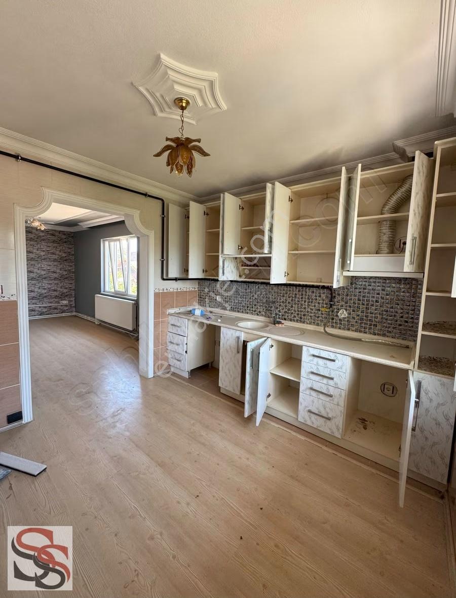Akyazı Muhteşem Konumda 452 M² Arsa İçinde 2 Katlı Müstakil Ev - Görsel 8