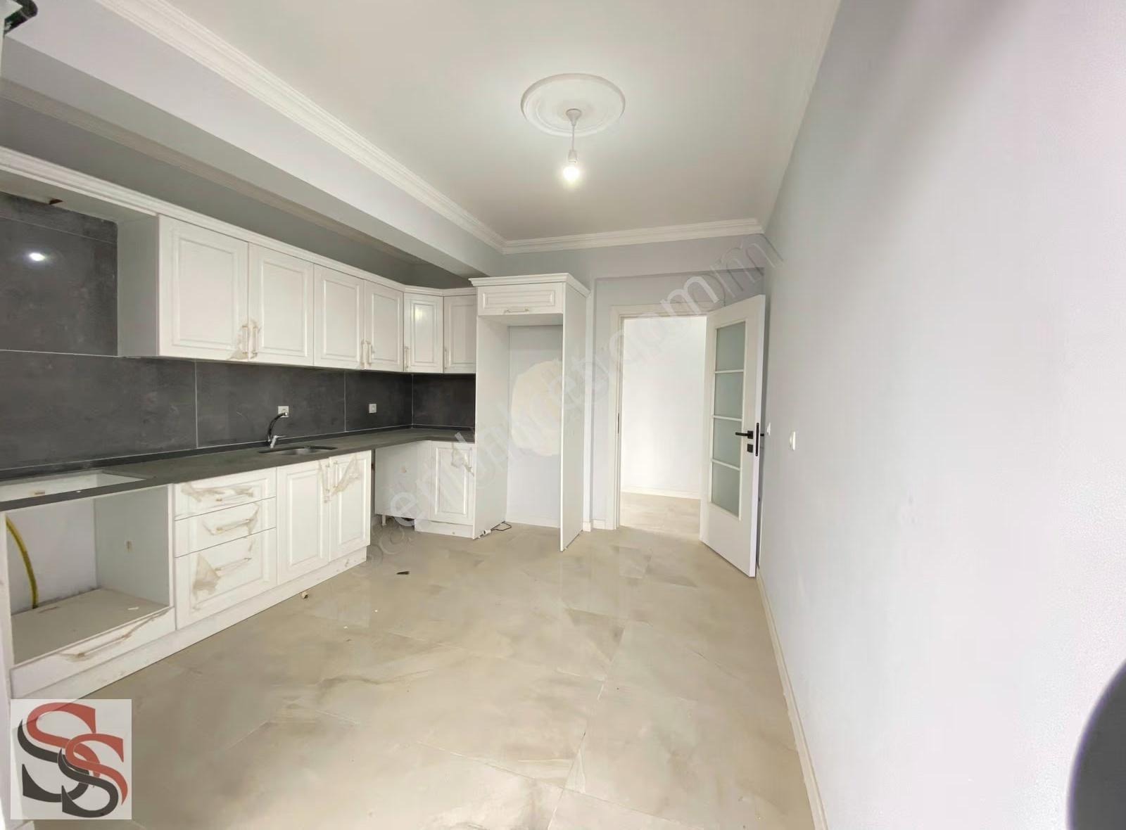 Arifiye Neviye 3. Kat 210 M² Teraslı 3+1 Kullanışlı Sıfır Daire - Görsel 8