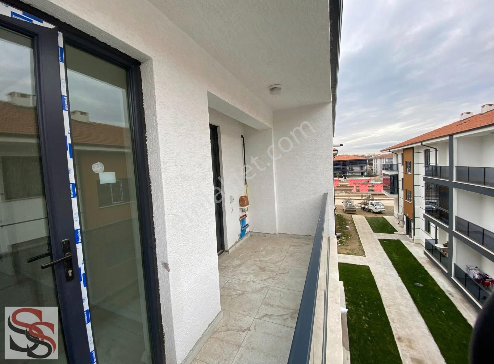 Arifiye Fatih Mah. Site İçerisinde Lüks Geniş 2+1 Satılık Daire - Görsel 15