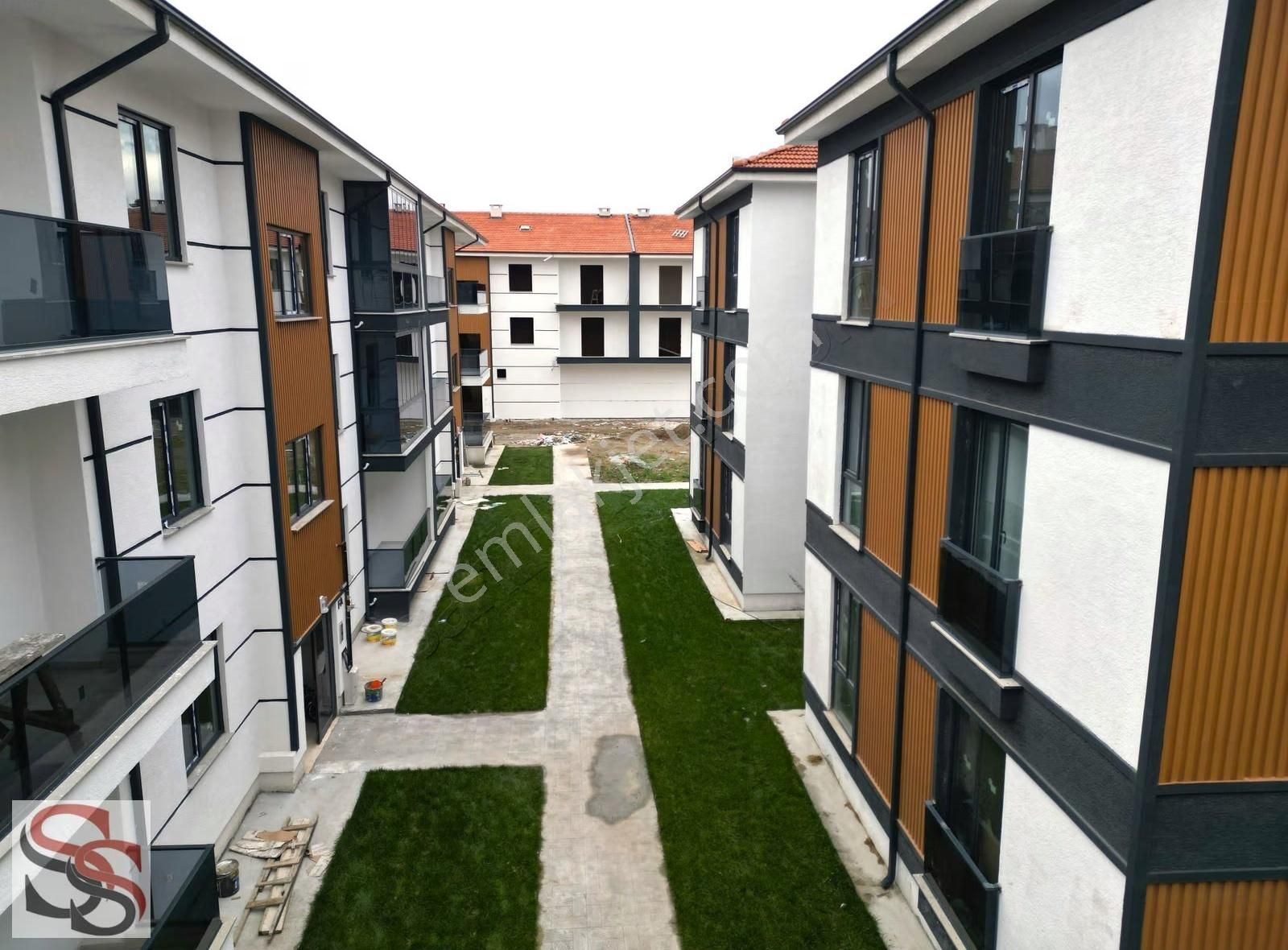 Arifiye Fatih Mah. Site İçerisinde Lüks Geniş 2+1 Satılık Daire - Görsel 13