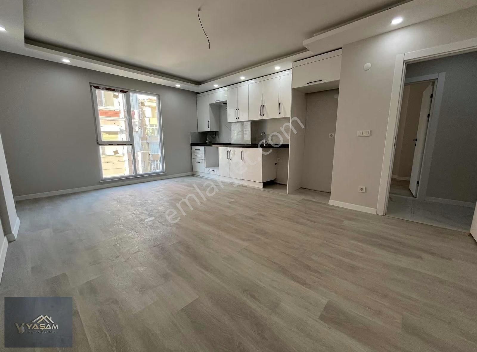 Merkezde | Avukatlık, Diş Kliniği Ve Ofis Kullanımına Uygun 2+1 - Görsel 19