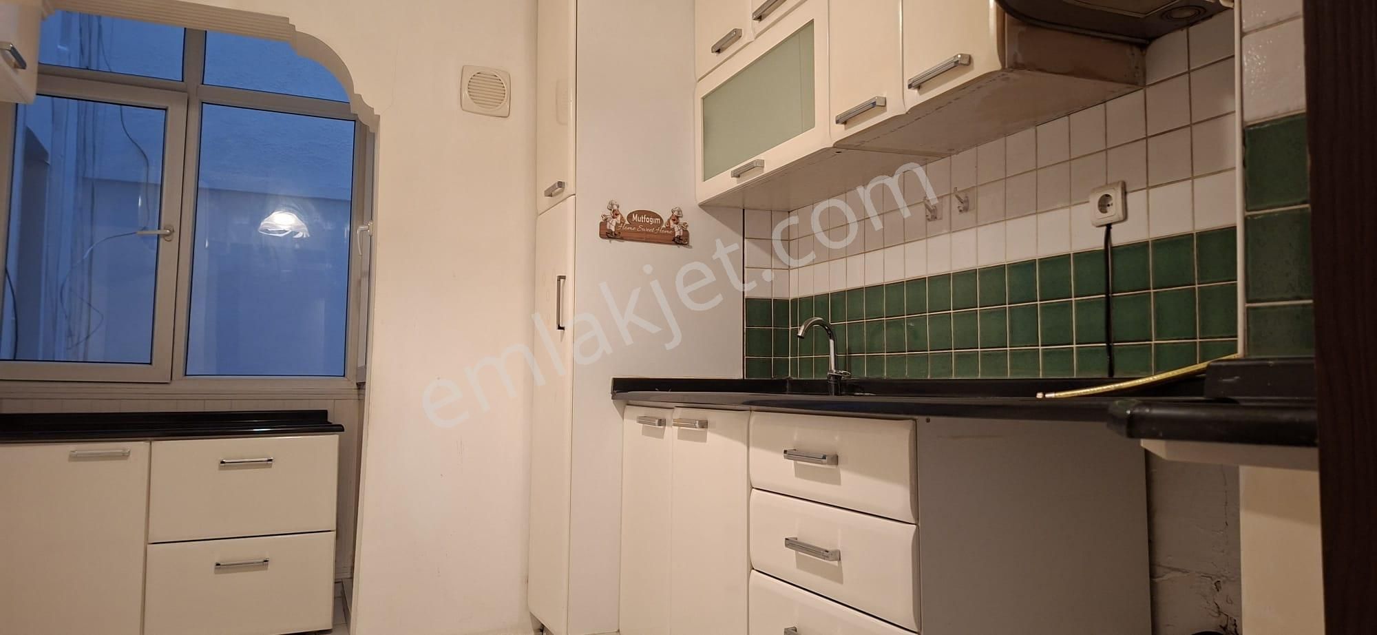 Bahriyeüçok Bulvarı'nda Asansörlü 3+1 Kiralık Daire - Görsel 3