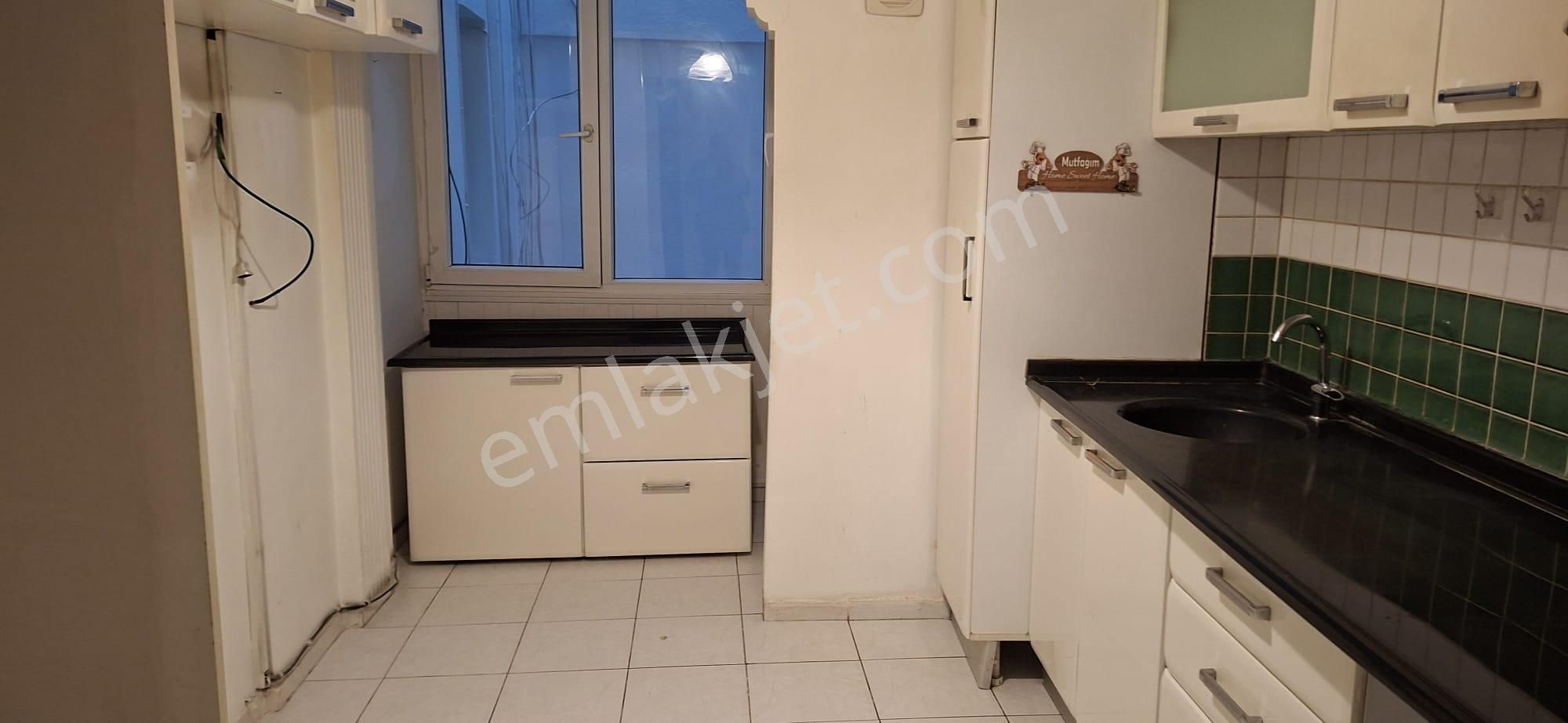 Bahriyeüçok Bulvarı'nda Asansörlü 3+1 Kiralık Daire - Görsel 6