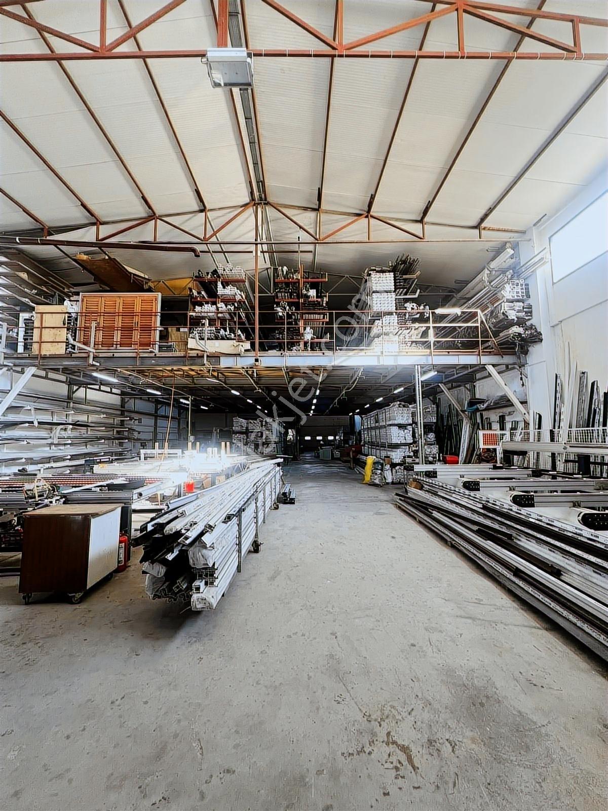 Kısıkköy Sanayi Sitesinde 1200 M² Satılık Fabrika - Görsel 15
