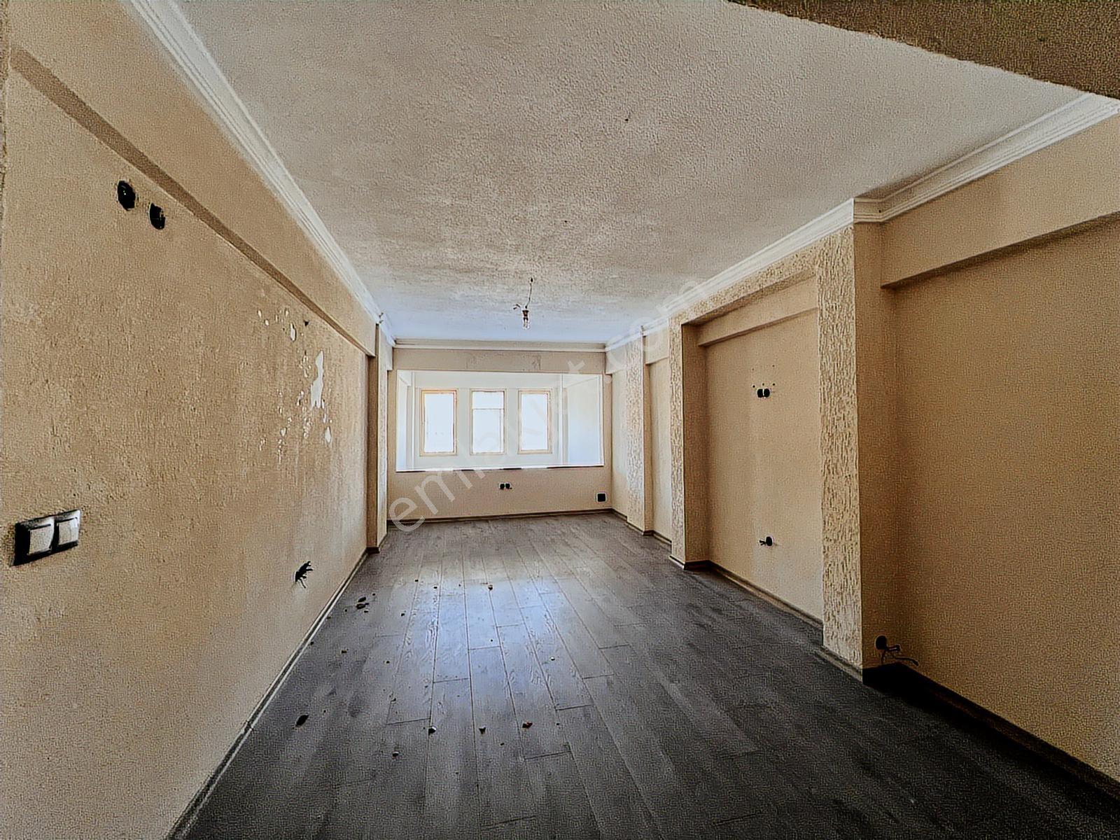 Marmaris Merkez'de Asma Katlı Kiralık 80 M2 Dükkan - Görsel 14