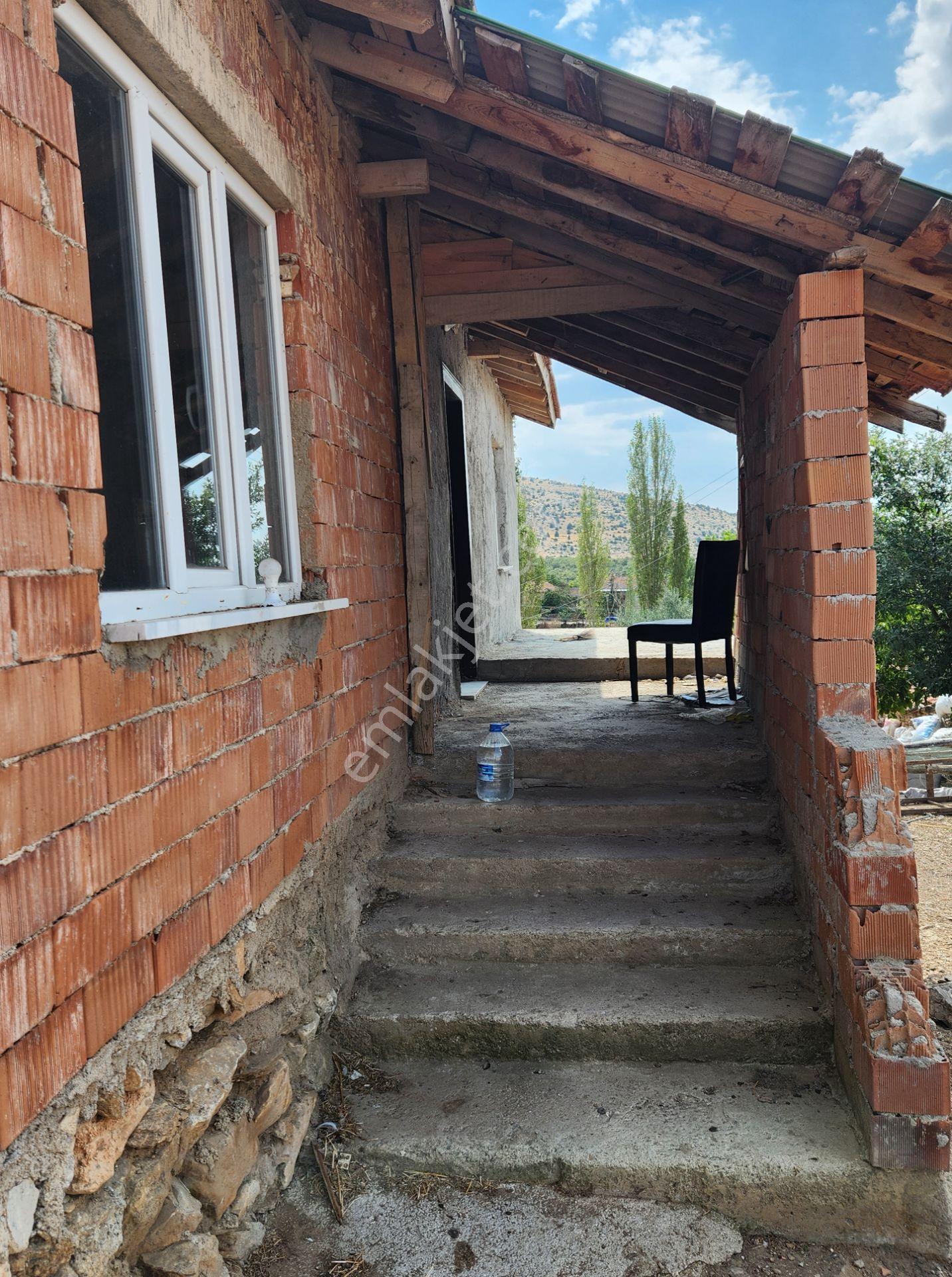 Kütahya Altıntas 1 Tane Yenı Ev 1 Tane Ahır 1051 M2 Imarlı Arsa - Görsel 26