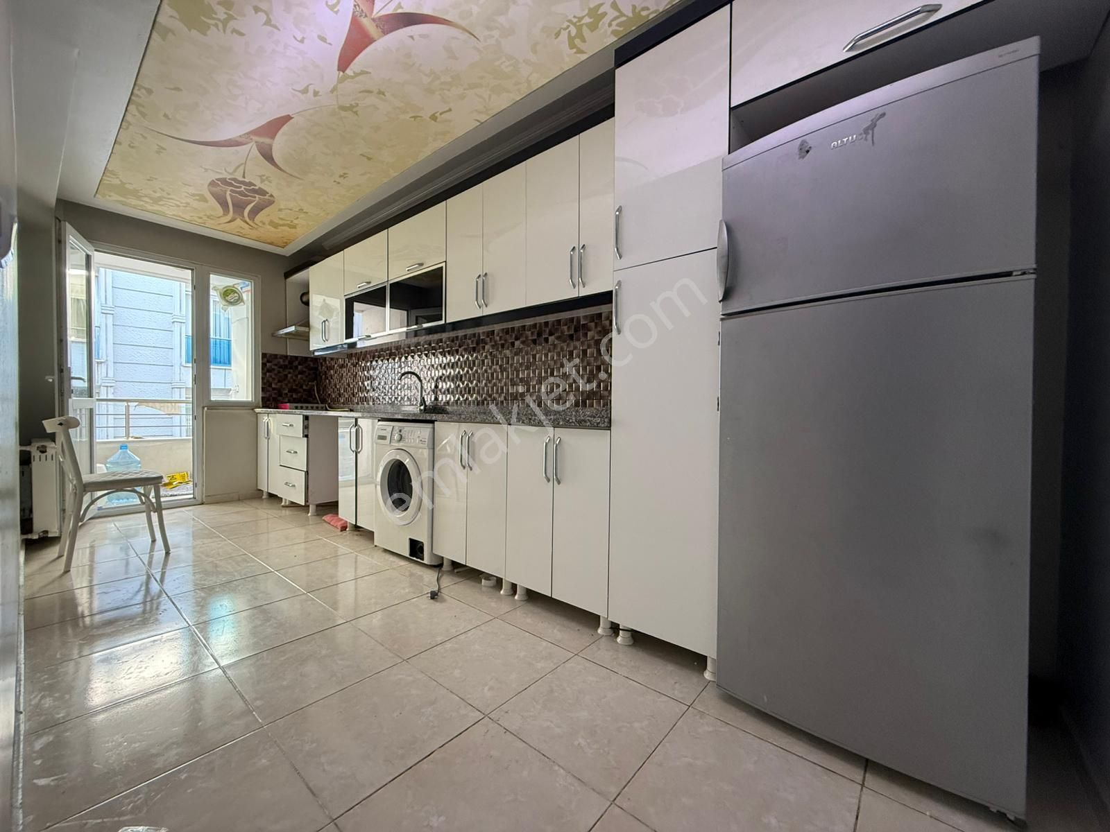 Metrobüse Yakın 3+1 Kiralık Daire Yeni Bina Çift Cephe Geniş M2! - Görsel 6