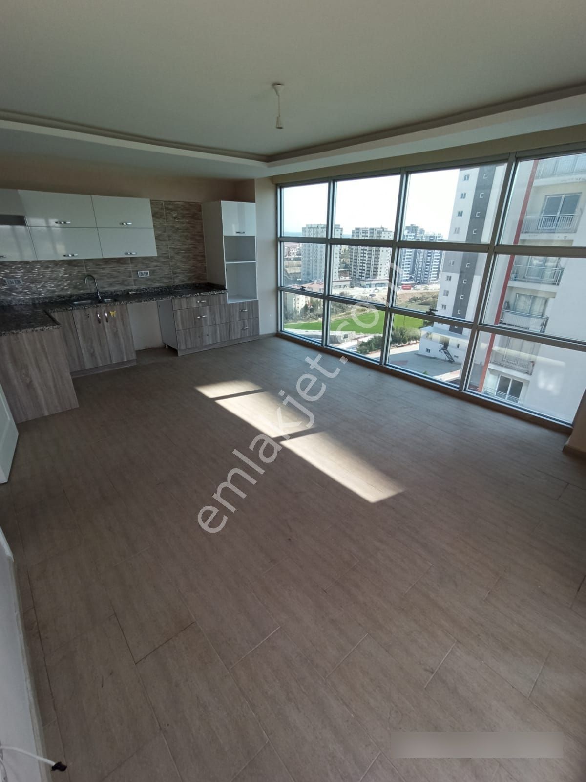 **açıklamayı Okuyunuz**sarıçam Osmangazi Cadde Üzeri Kiralık Kombili 3+1 Daire - Görsel 2