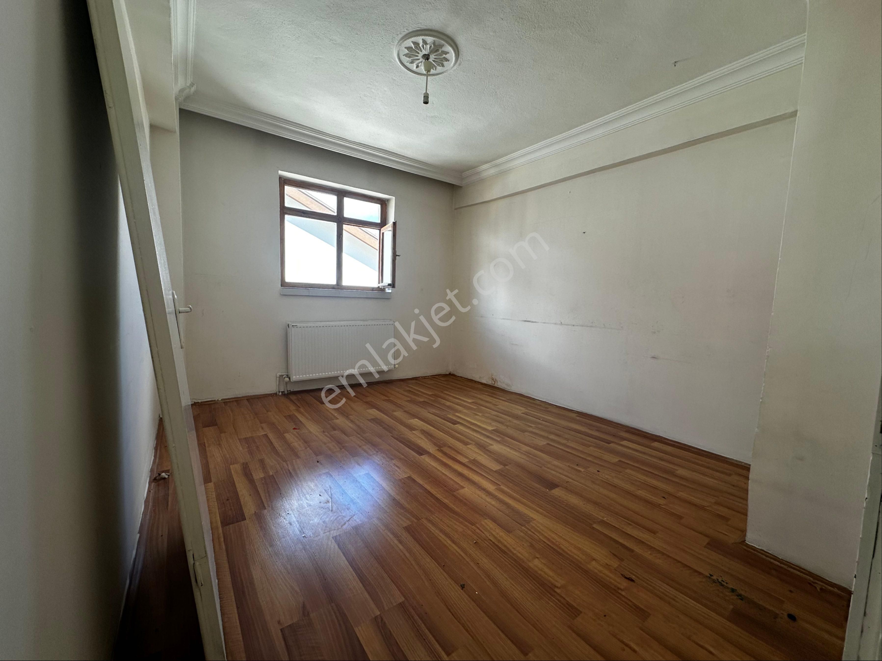 Kanunide Cadde Yakını 3+1 Kiralık Daire - Görsel 12