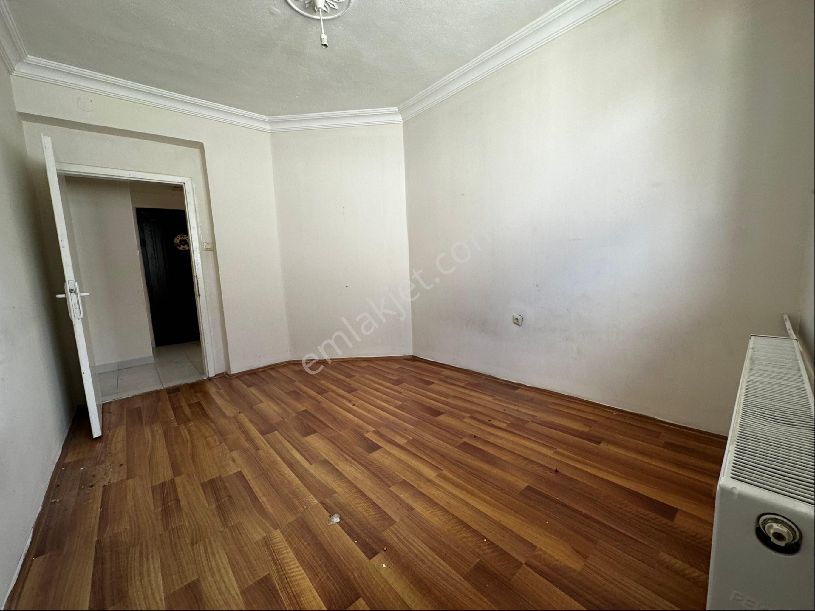 Kanunide Cadde Yakını 3+1 Kiralık Daire - Görsel 17