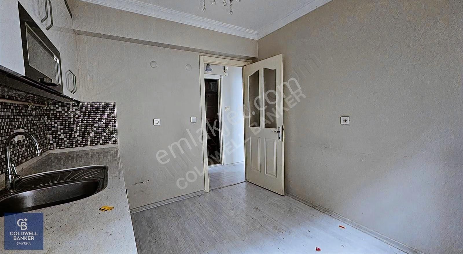 Yeşilyurt Vatan Mh'de Deniz Manzaralı 3+1 Kiralık Daire - Görsel 2