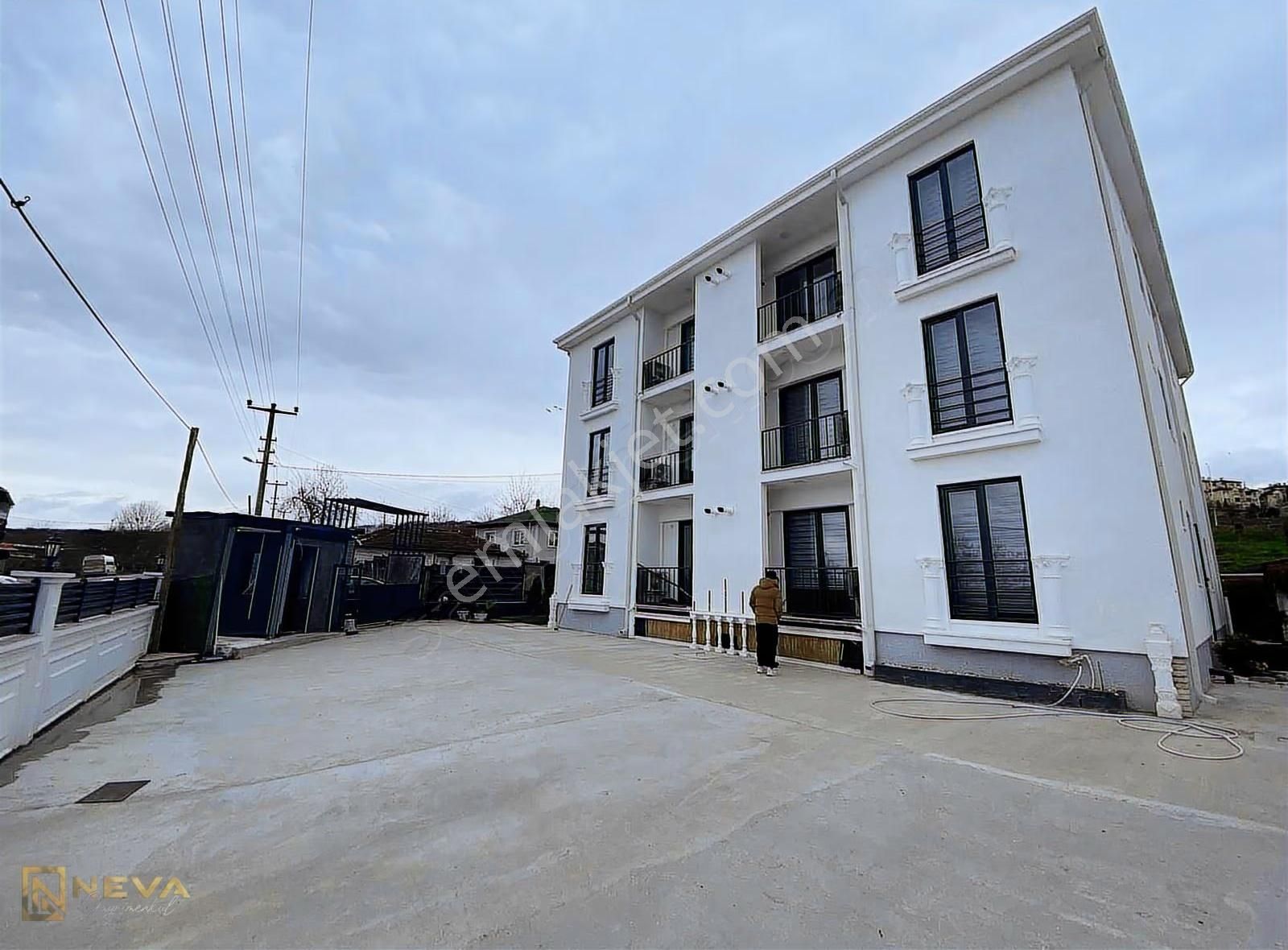 Karapınar Mah'de Sıfır Komple Eşyalı Kiralık 2+1 Daireler