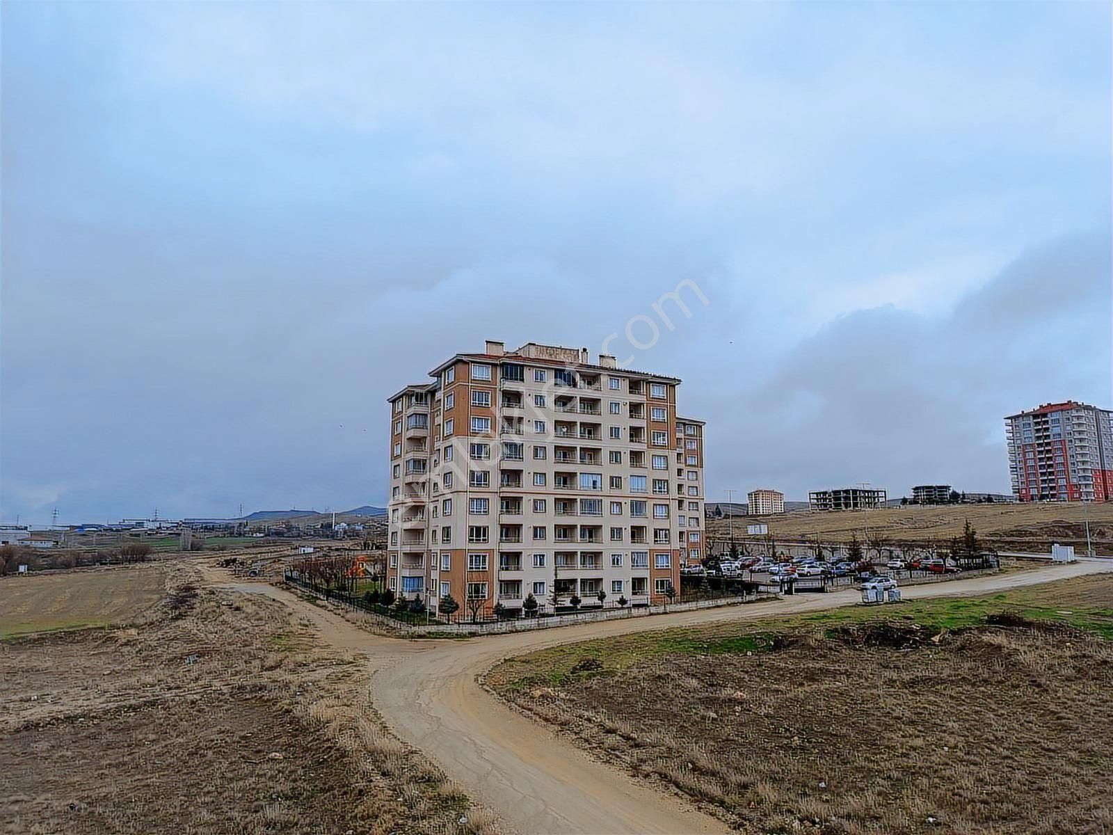 111'den Geniş Ve Kullanışlı Lüks 3+1 Kiralık Daire - Görsel 17