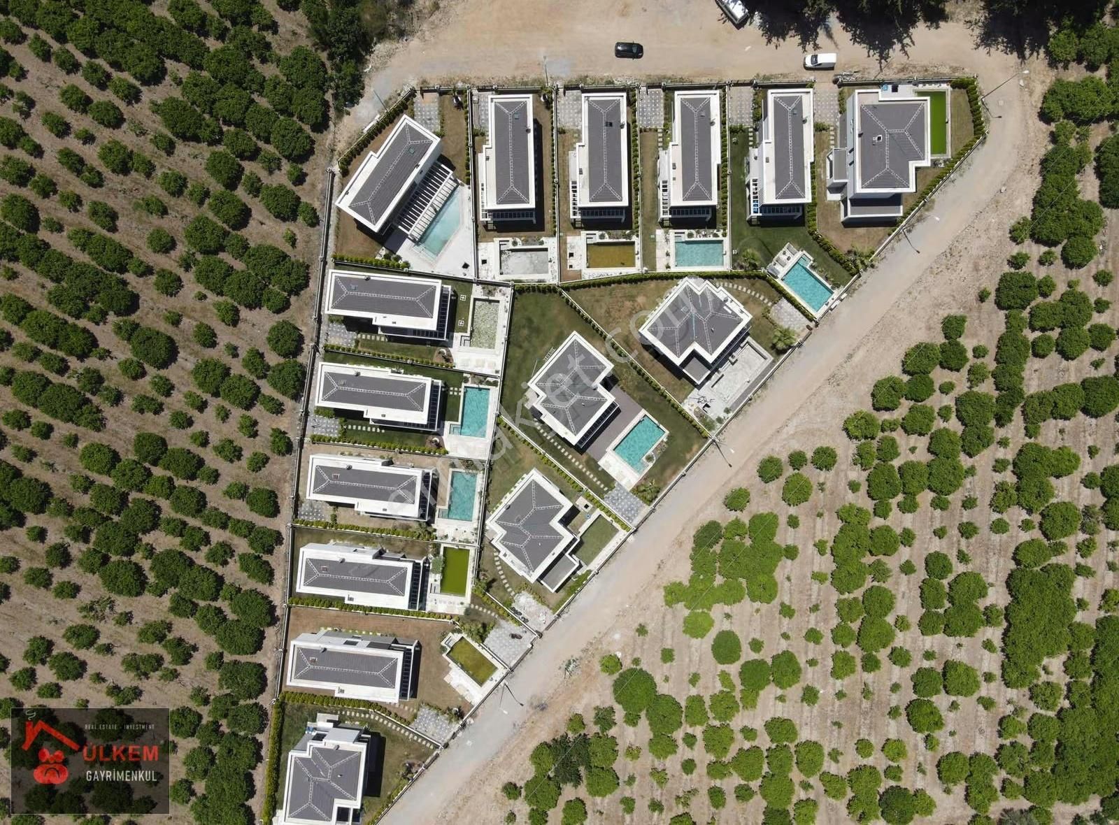 Kuşadası Satılık Tek Müstakil Özel Havuzlu Ultra Lüks Villa - Görsel 31