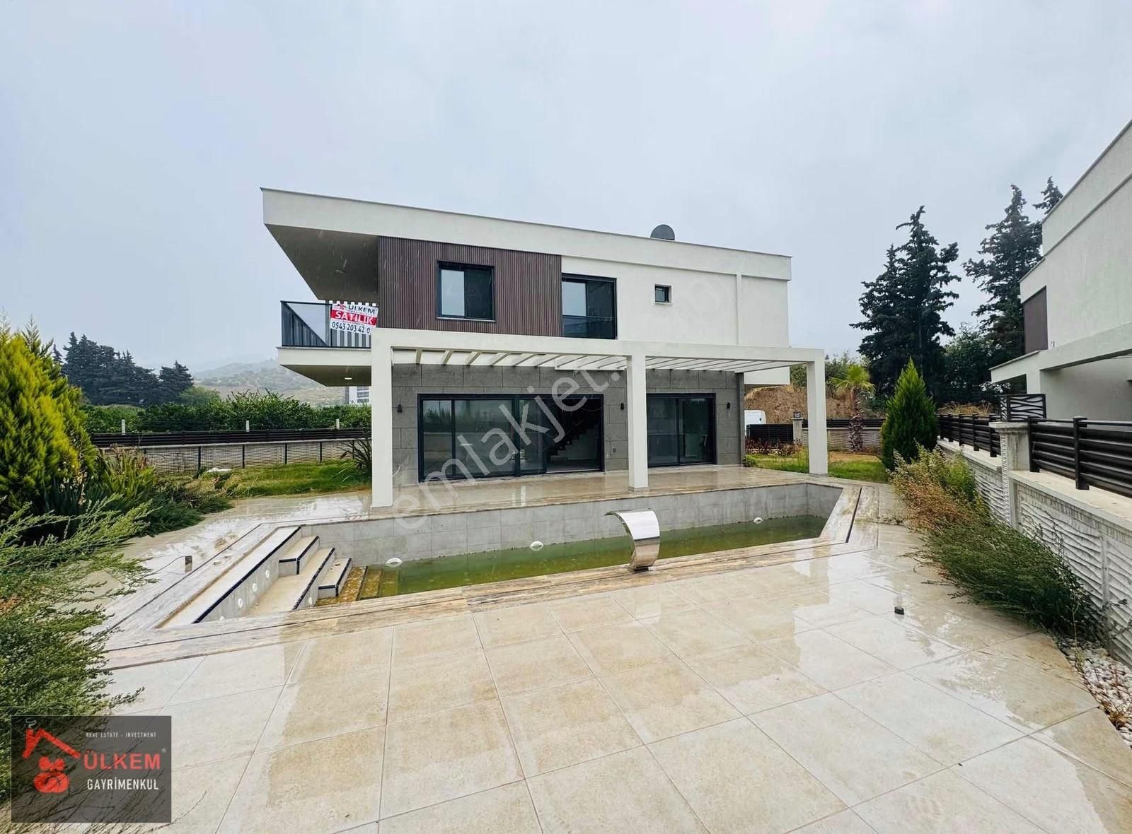 Kuşadası Satılık Tek Müstakil Özel Havuzlu Ultra Lüks Villa - Görsel 15