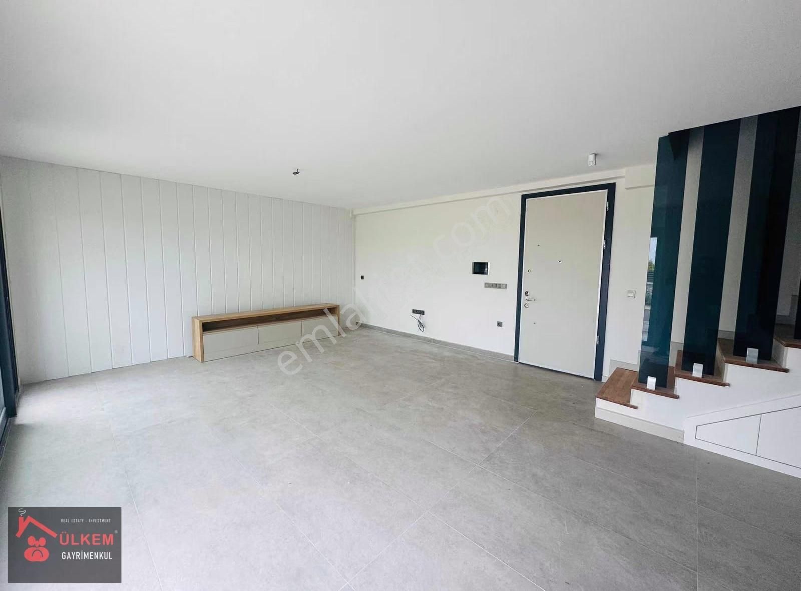 Kuşadası Satılık Tek Müstakil Özel Havuzlu Ultra Lüks Villa - Görsel 29