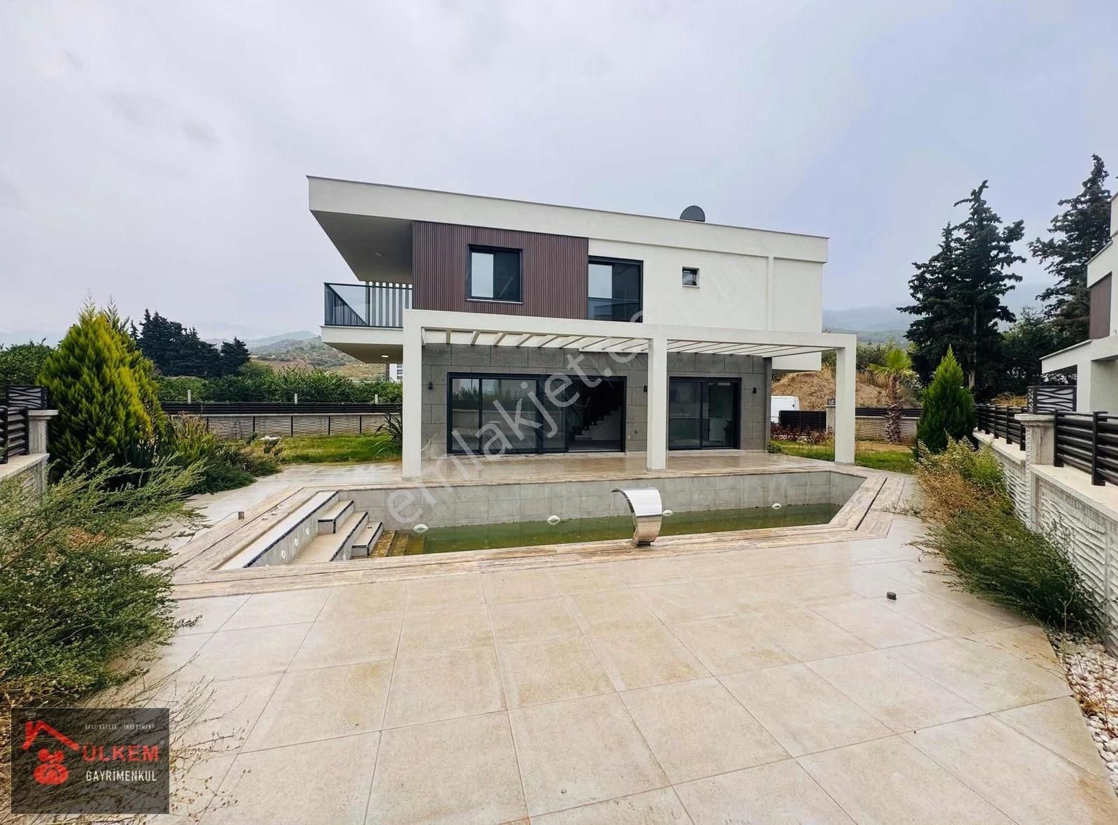 Kuşadası Satılık Tek Müstakil Özel Havuzlu Ultra Lüks Villa - Görsel 30