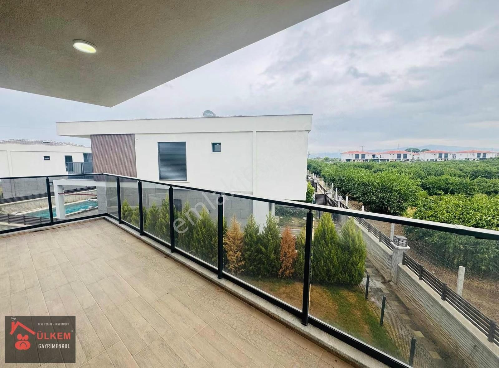 Kuşadası Satılık Tek Müstakil Özel Havuzlu Ultra Lüks Villa - Görsel 9