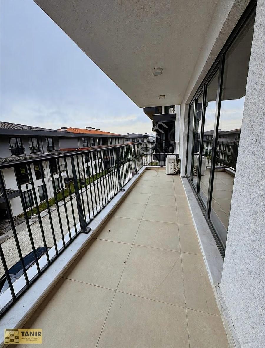 Bahçeşehir Emlak Konut Vadi Evleri Kiralık Bahçeli Boş 3+1 Daire