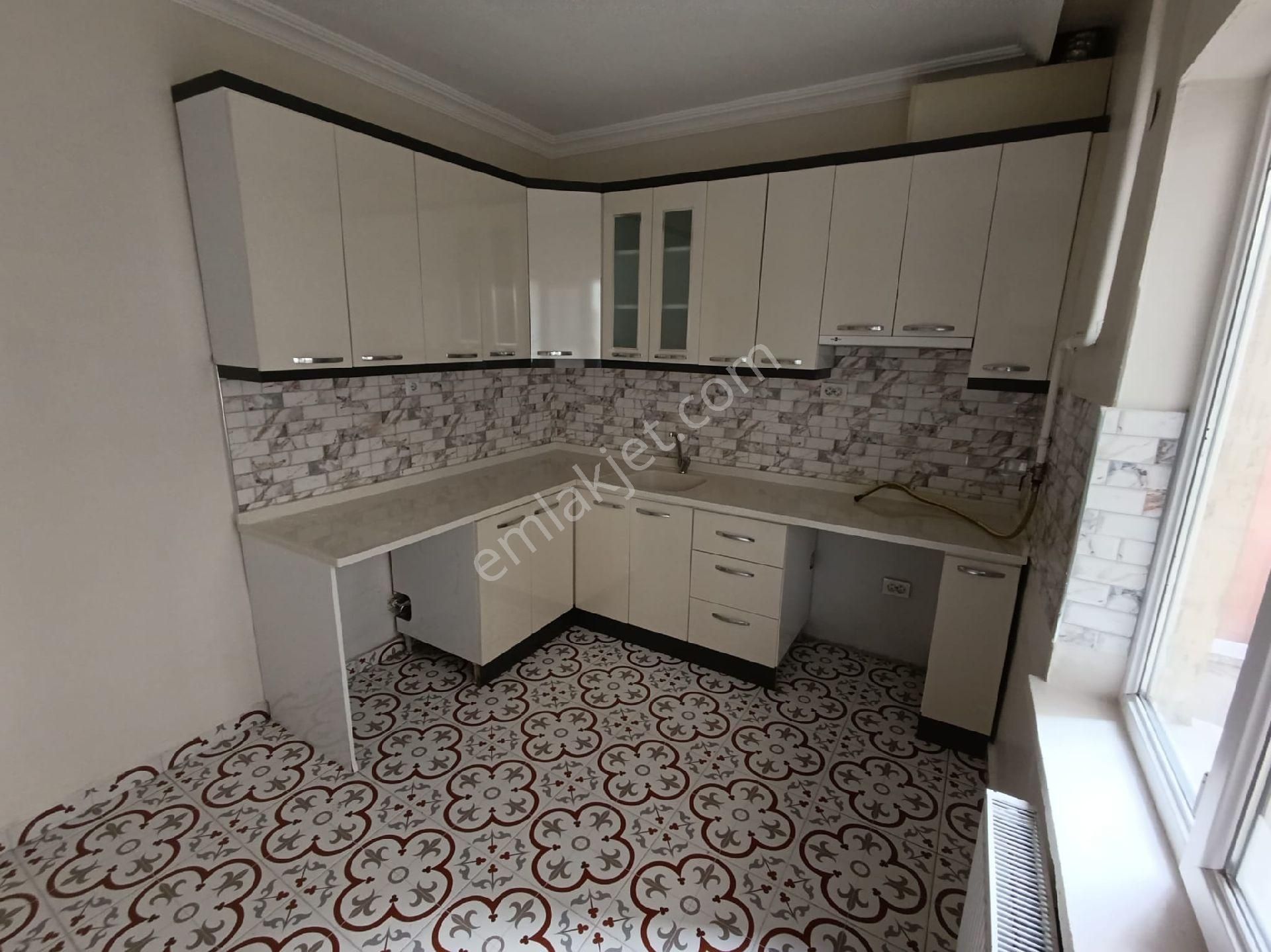 Balıkesir Altıeylül Sütlüce Mahallesi Eşyasız 2+1 Kiralık Pırlantam Gayrimenkul - Görsel 14