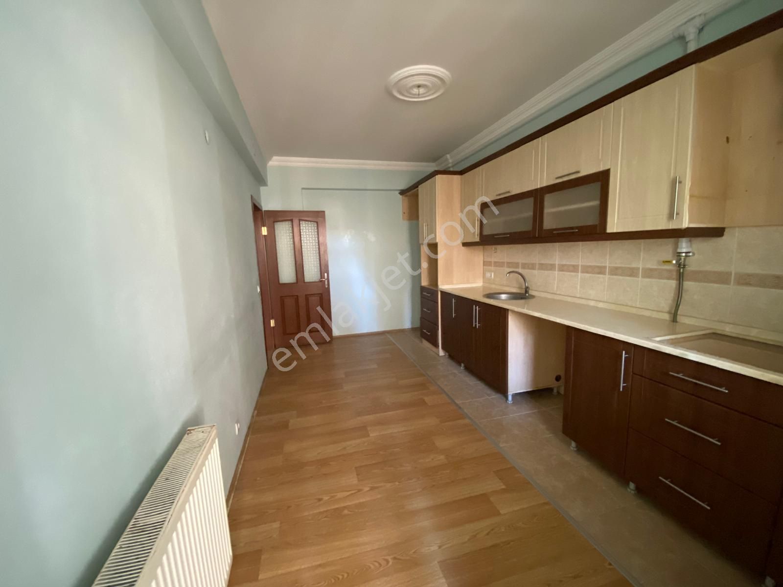 Trabzon Yomra'da Satılık 3+1 Daire - Görsel 3