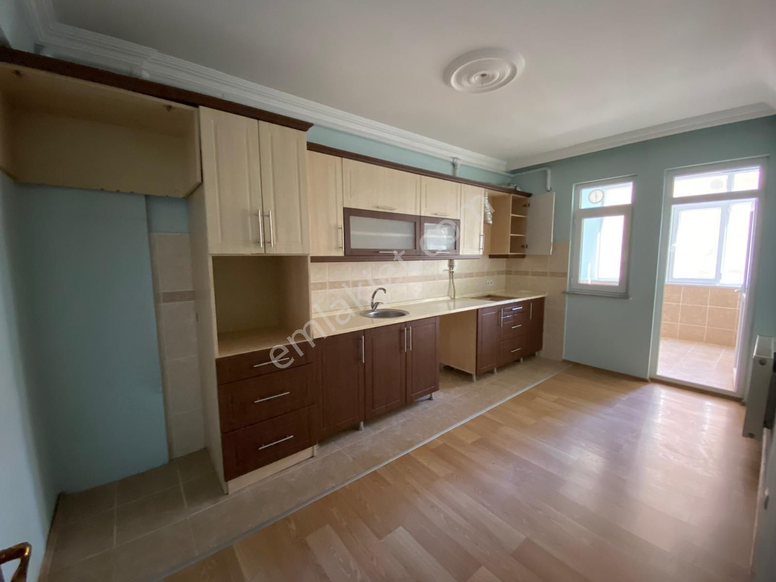 Trabzon Yomra'da Satılık 3+1 Daire - Görsel 2