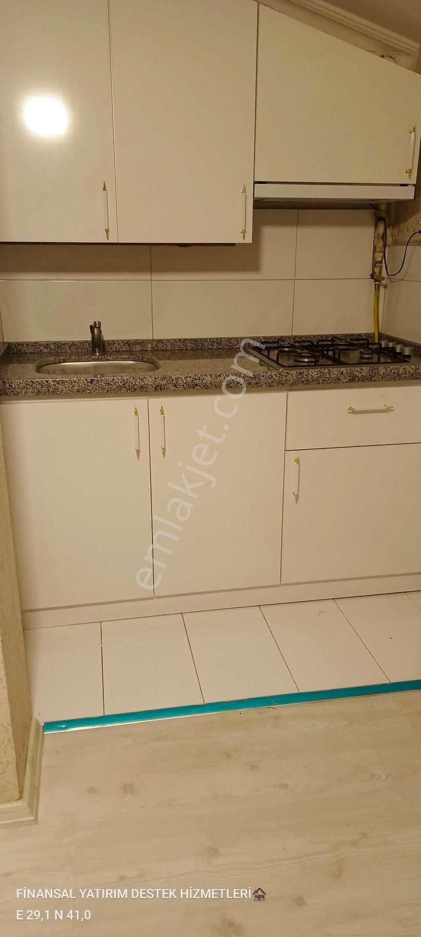 Ümraniye Armağanevler Mahallesi Metro Yürüme Mesafesi 1+1 65 Metre Teras Lı Daire Kiralık Eşyalı - Görsel 8