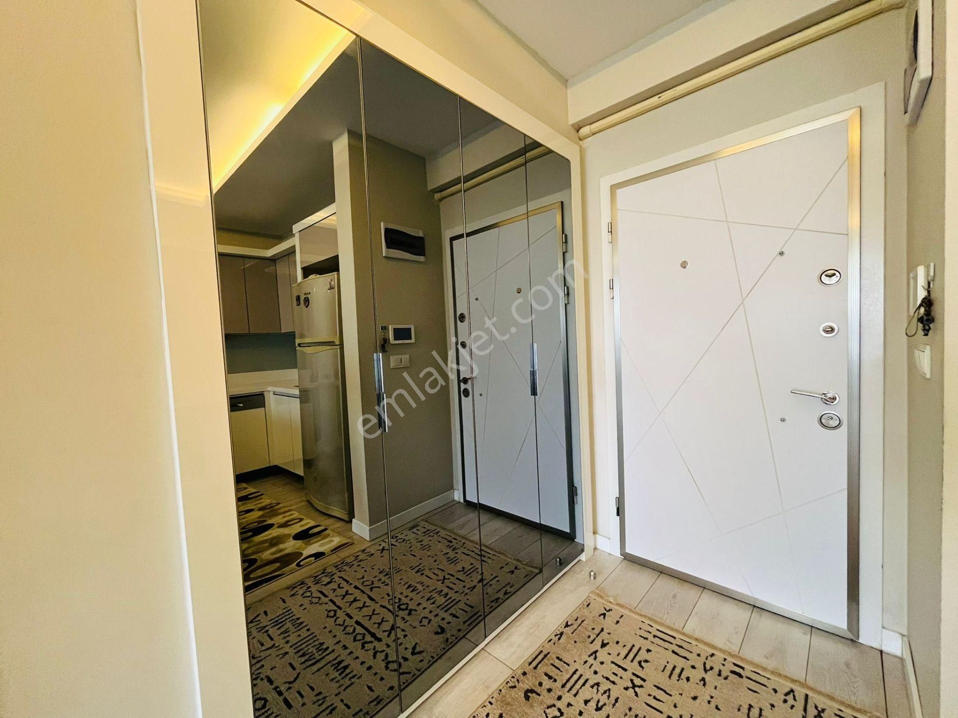 Yükselden "ön Cephe Ara Kat" Full Eşyalı Kombili Lüx 1+1 Daire - Görsel 13