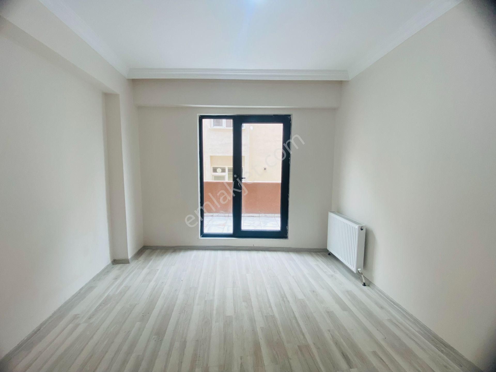 Güven'den Kapaklı'da Cadde Üstünde Ön Cephe Teraslı 2+1 Daire - Görsel 11