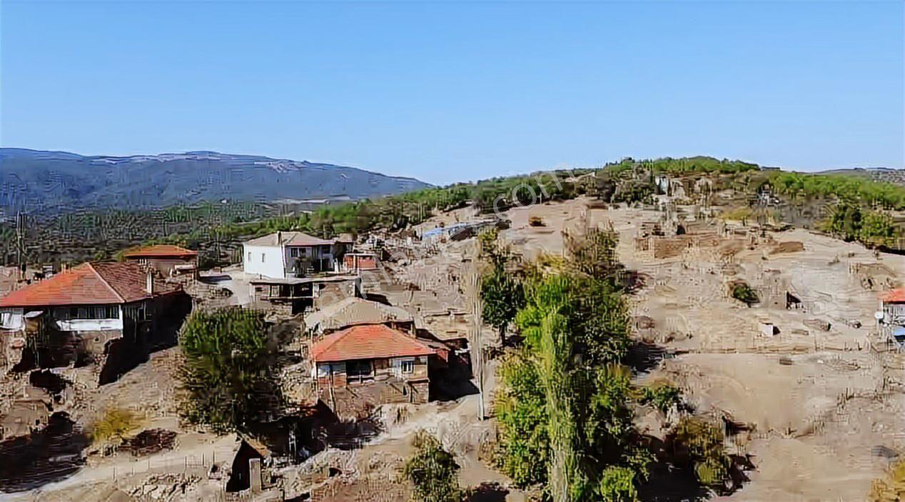Manisa Demirci Köy İçi 1000 M2 Arsa Elektrik Yol Su Var Ev Yap - Görsel 16