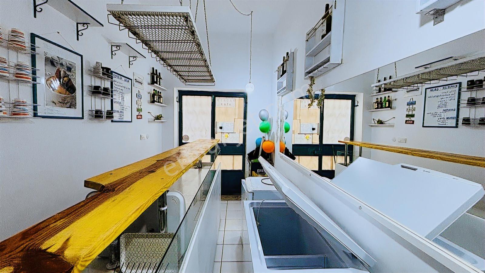 Foça Fevzipaşa Mahallesinde Satılık İş Yeri - Görsel 28