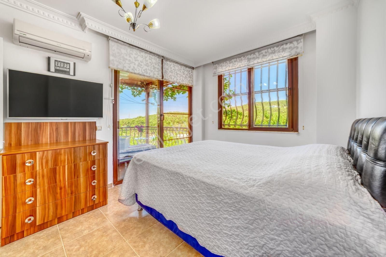 Alanya Avsallar’da Müstakil Bahçeli Lüks 3+1 Villa - Görsel 24