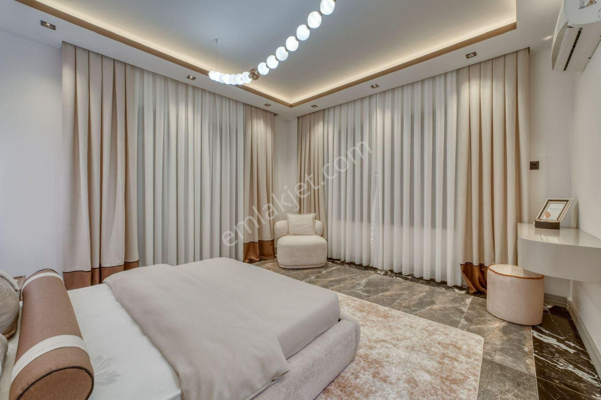 Alanya Bektaş Deniz & Kale Manzaralı Ultra Lüks 7+1 Müstakil Villa - Görsel 16