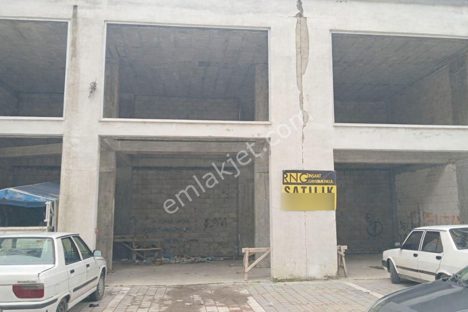 Rng' Den M. Bulv İle A. Türkeş Arası 3 Katlı İş Yeri