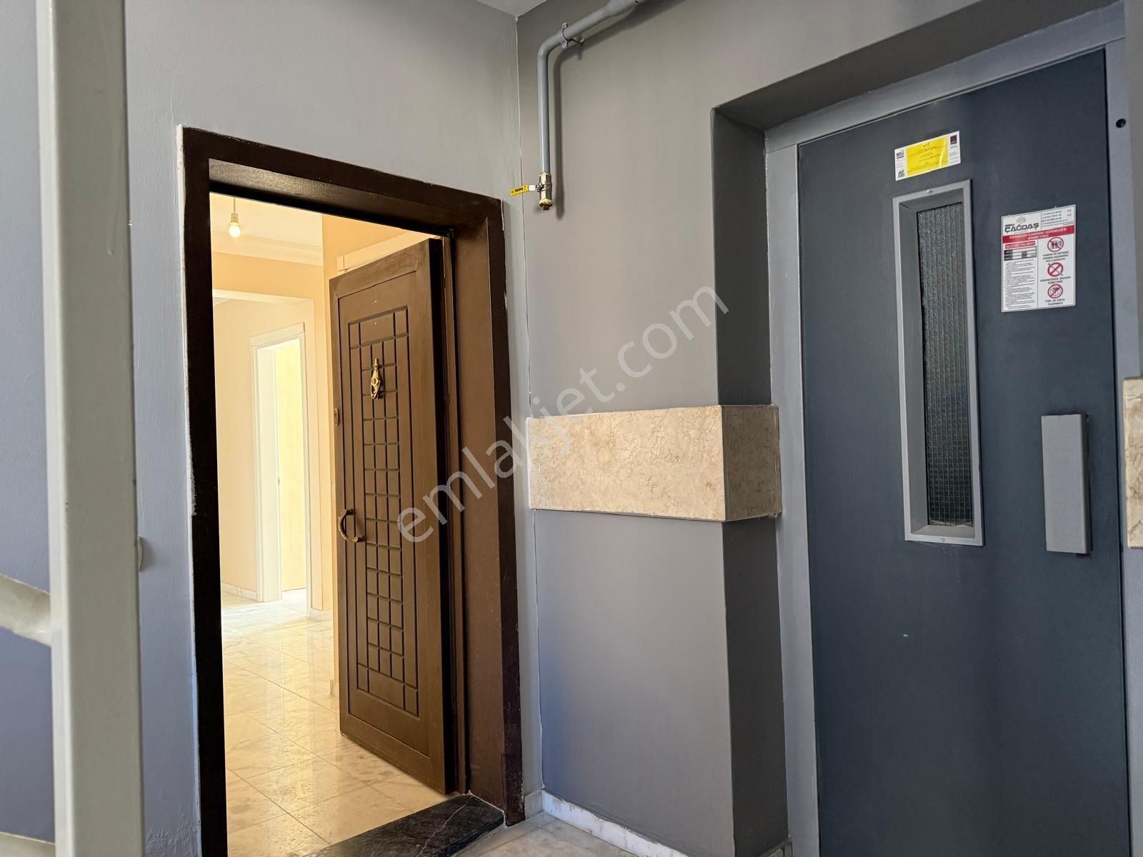 Kuşadası Deniz Manzaralı 3+1 Kapalı Mutfak Havuzlu Site Satılık - Görsel 26