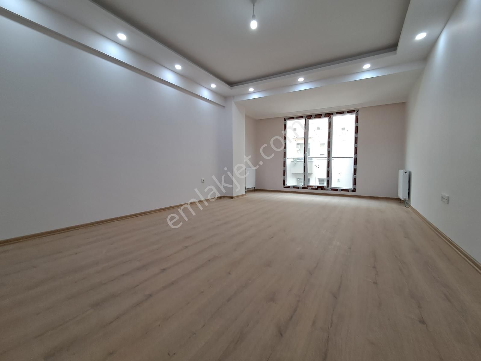 Bahçelievler Çamlık Caddesi Çevresi Kiralık 2+1 Daire 55000 Tl - Görsel 17