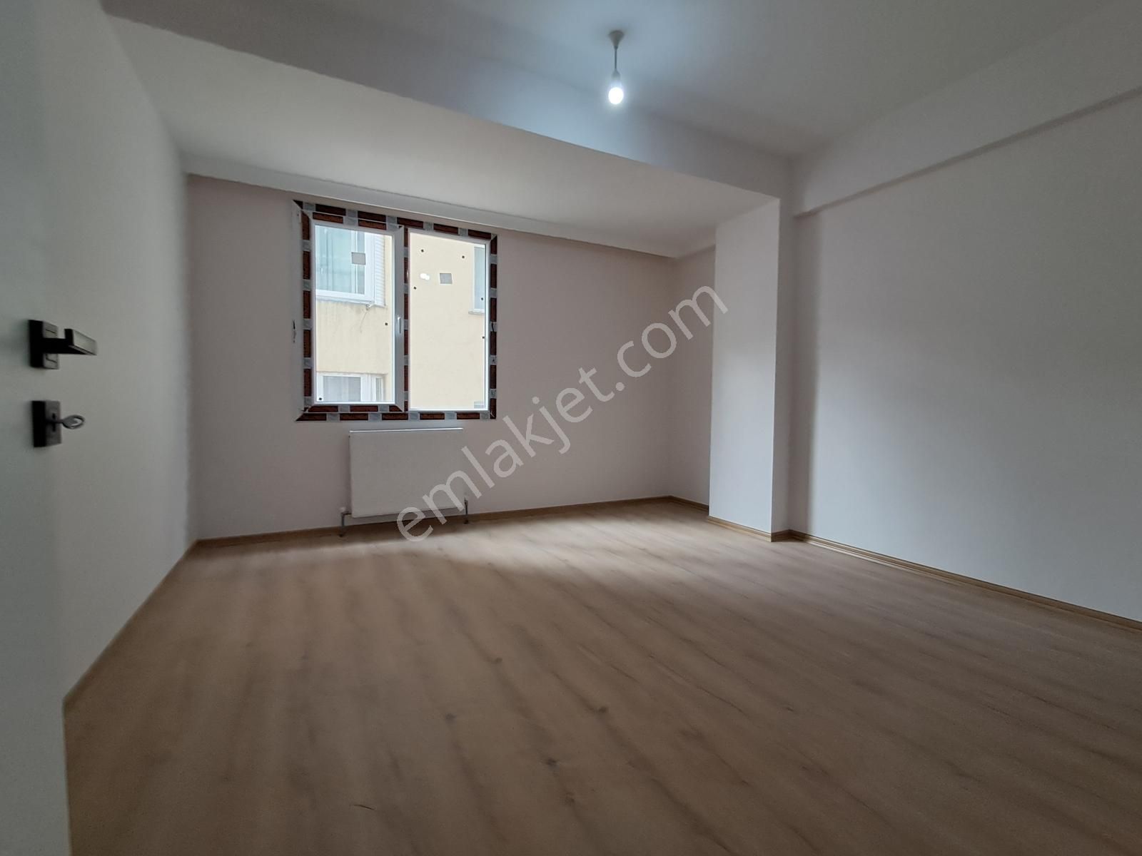 Bahçelievler Çamlık Caddesi Çevresi Kiralık 2+1 Daire 55000 Tl - Görsel 11