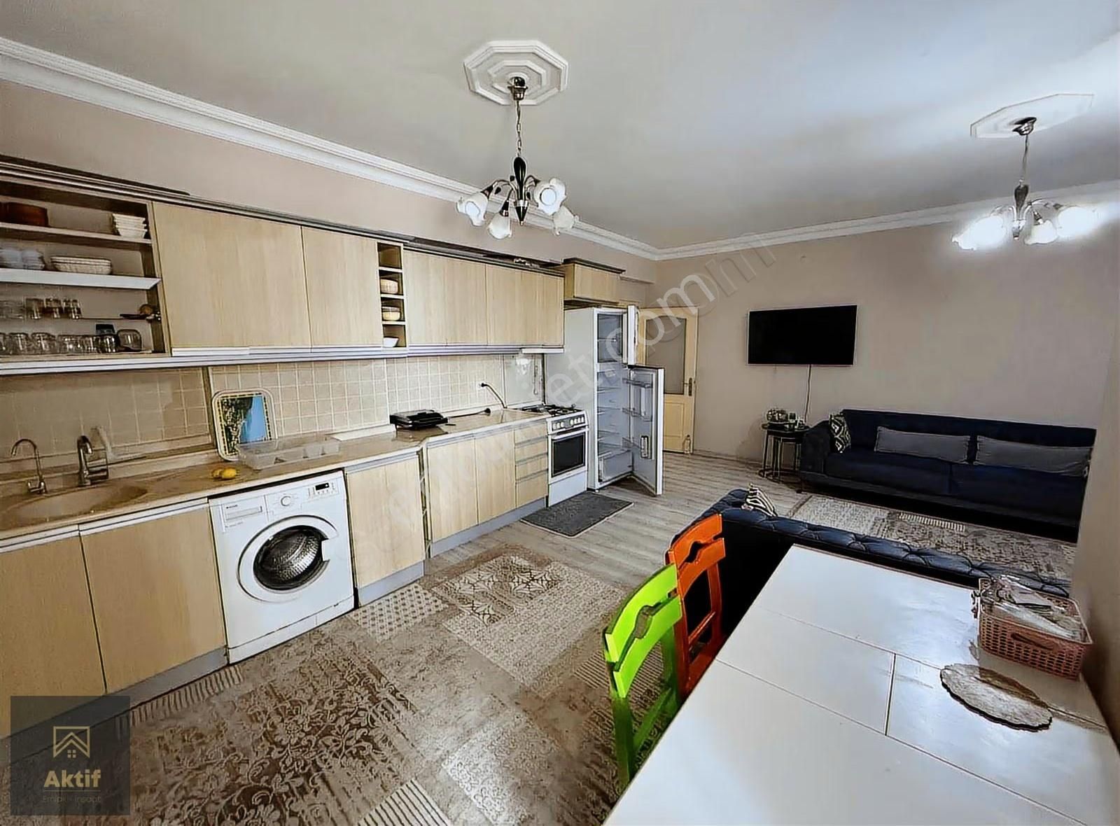 Altınovada 4+1 Kısmi Eşyalı Dublex - Görsel 9