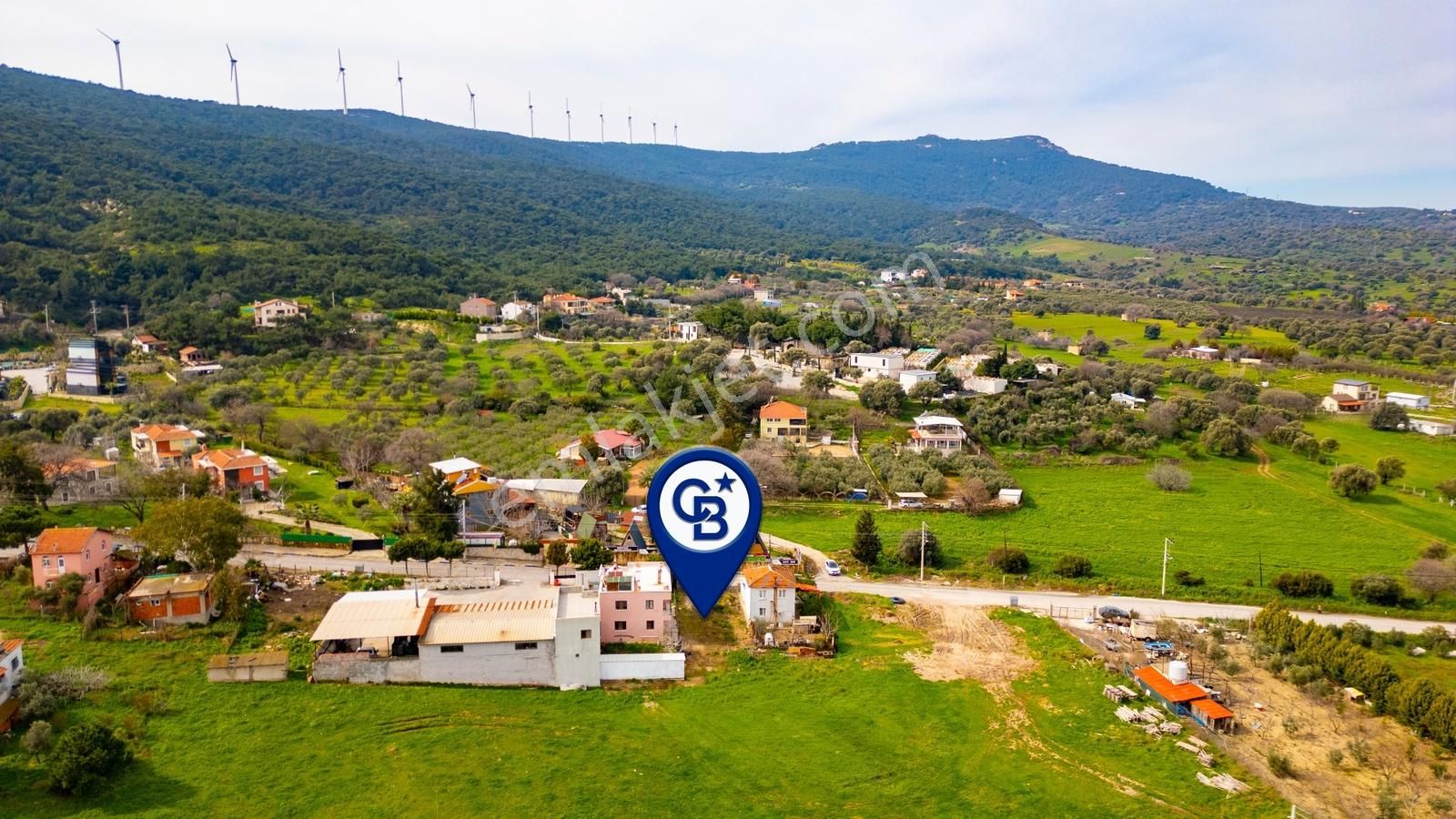 Foça Kozbeyli Köy Merkezinde Yol Üzeri Satılık Tarla - Görsel 19